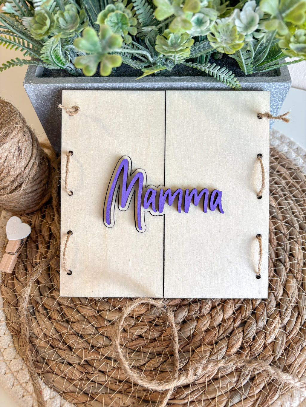 Biglietto regalo in legno per la Festa della Mamma