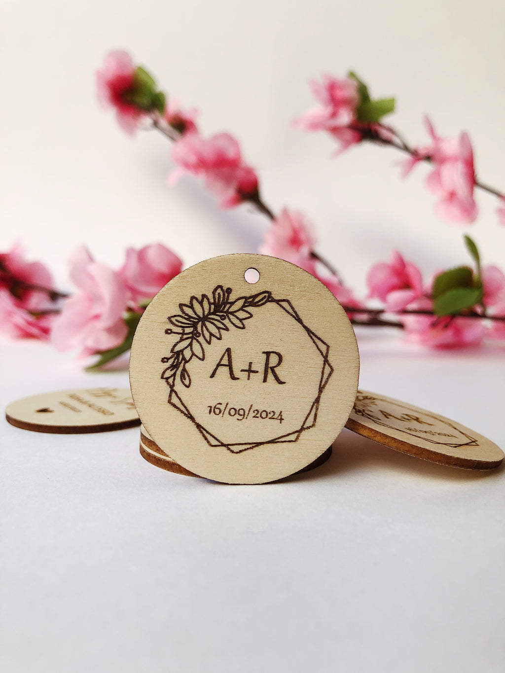 Tag in legno per matrimonio